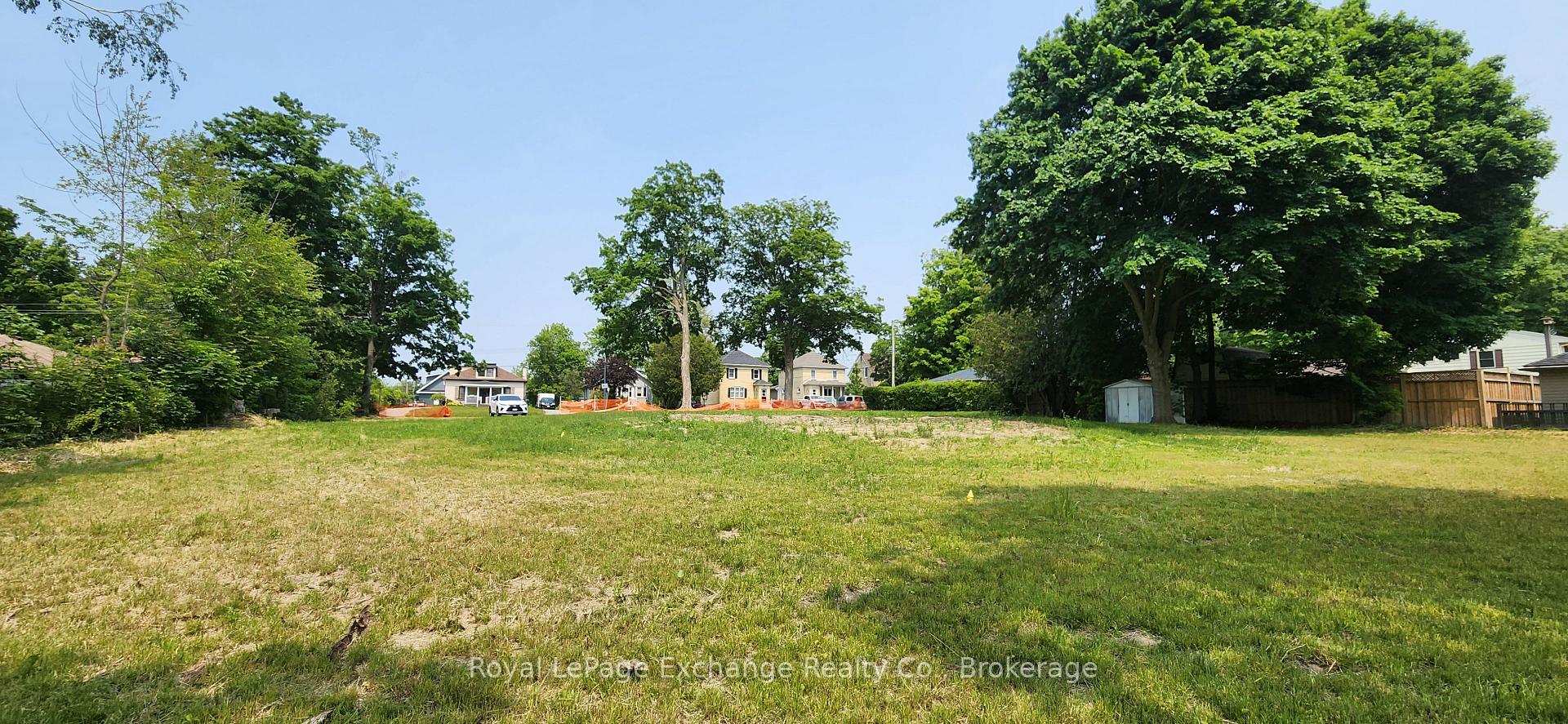 Photo 5 of 444 Durham Street, Kincardine — HOMEH
