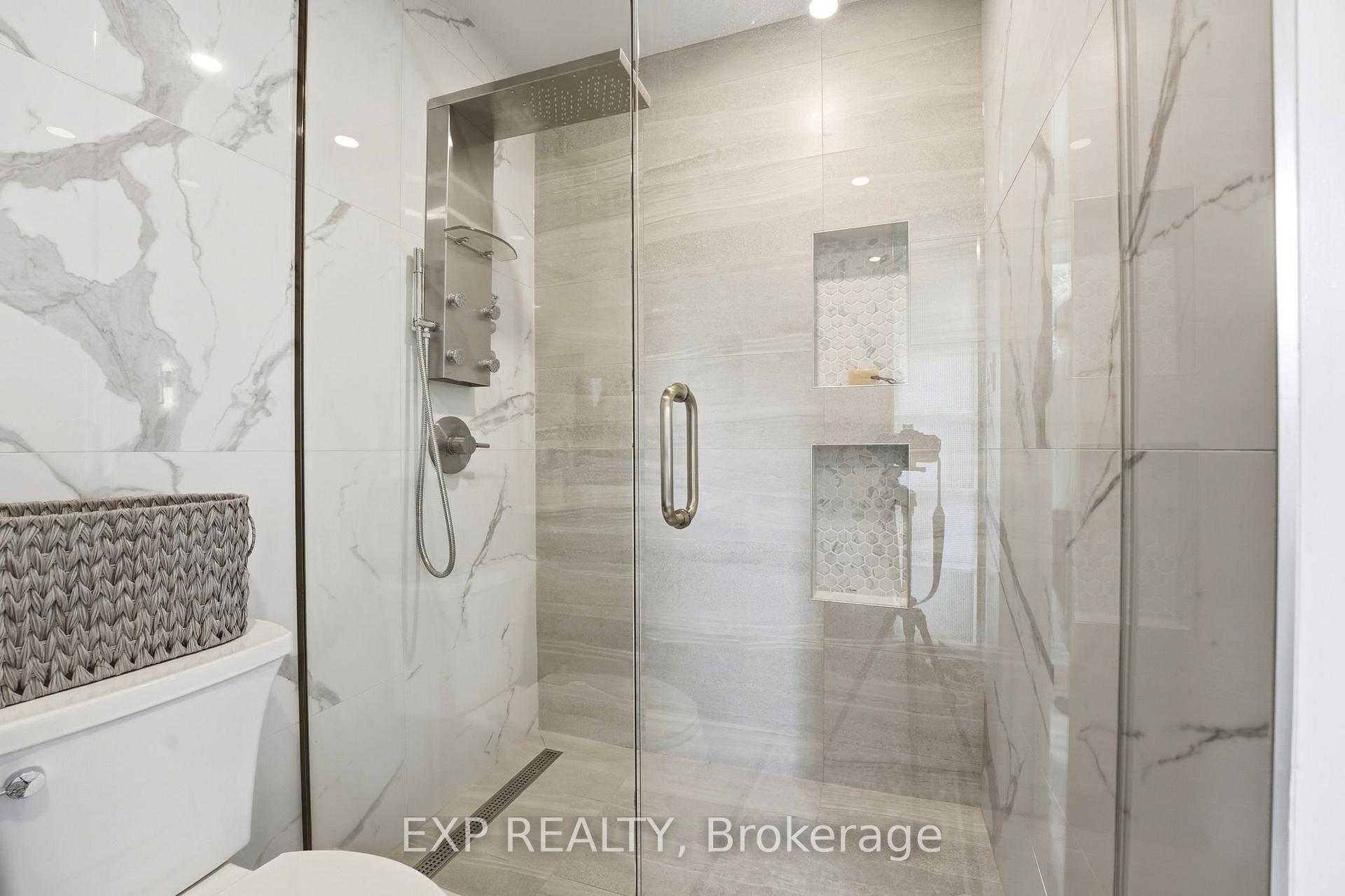 Photo 22 of 748 Weston Drive, Ottawa, Elmvale Acres — HOMEH