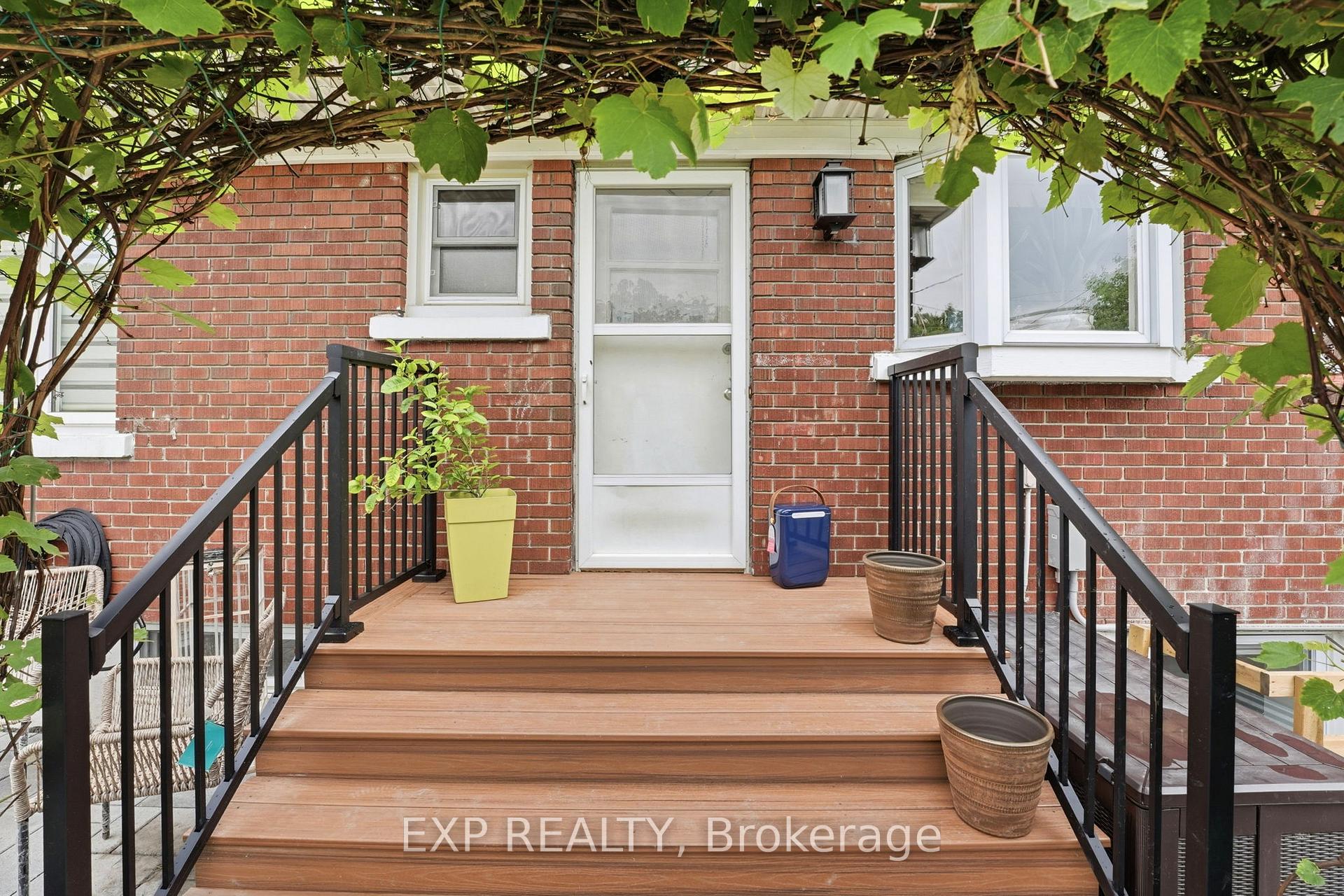 Photo 33 of 748 Weston Drive, Ottawa, Elmvale Acres — HOMEH