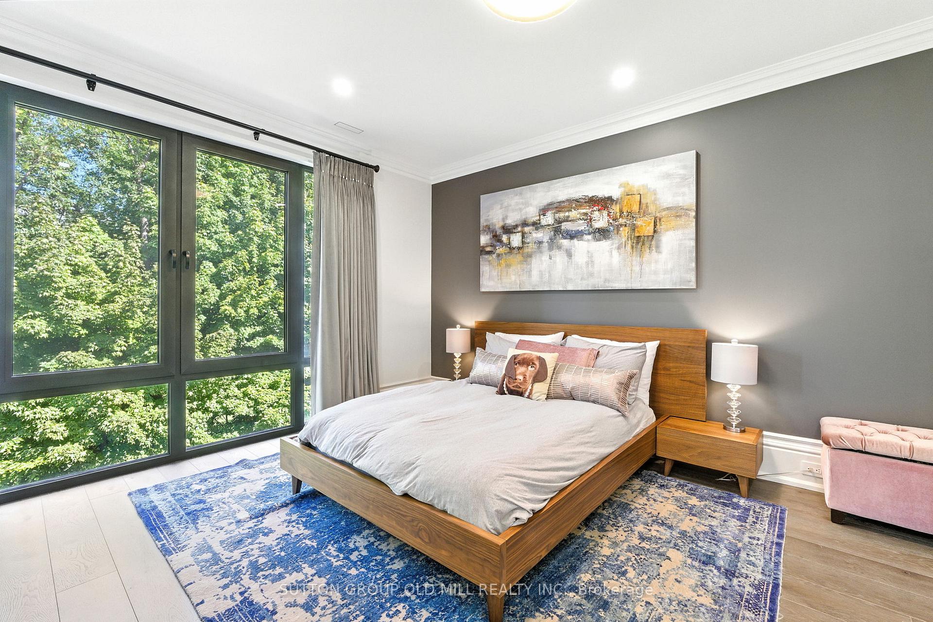 Photo 43 of 10 Hillavon Drive, Etobicoke, Princess-Rosethorn — HOMEH