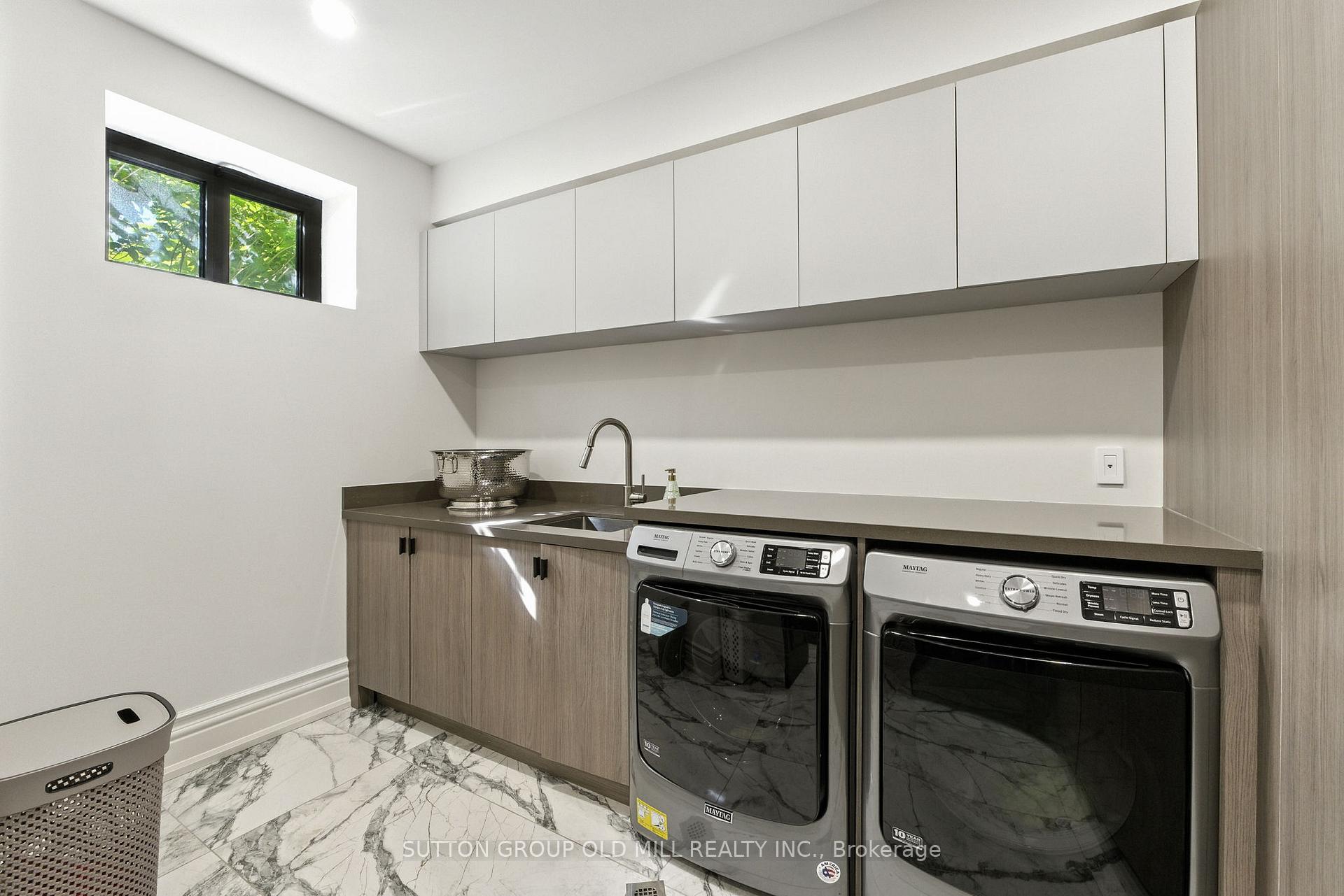 Photo 60 of 10 Hillavon Drive, Etobicoke, Princess-Rosethorn — HOMEH
