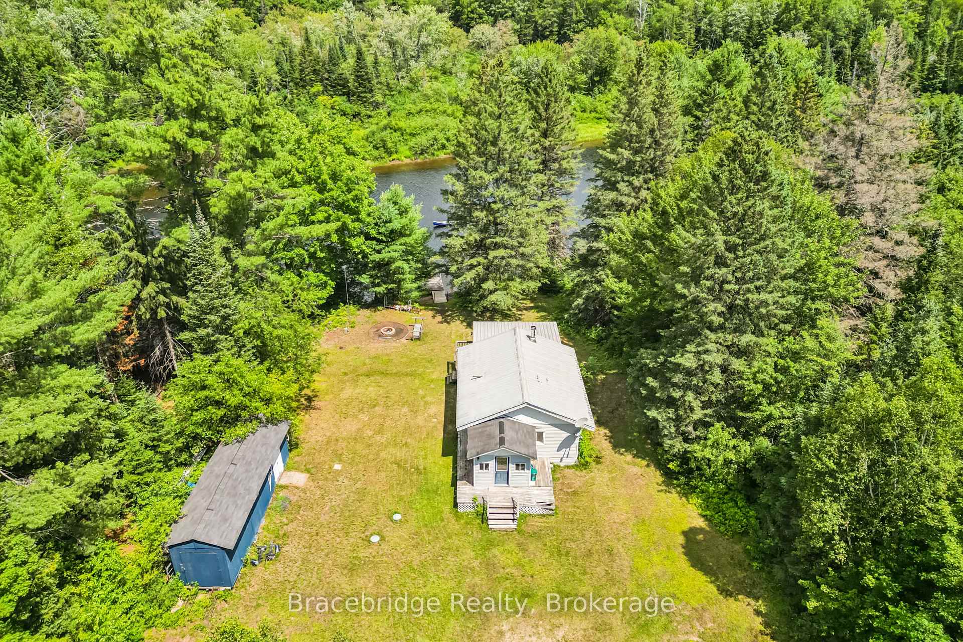 Photo 3 of 1100 Colony Road, Bracebridge, McLean — HOMEH