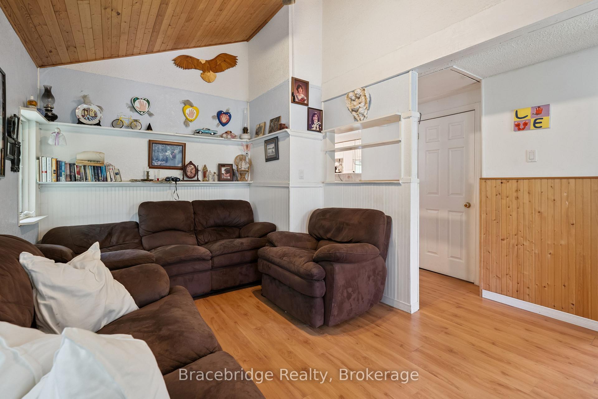 Photo 9 of 1100 Colony Road, Bracebridge, McLean — HOMEH