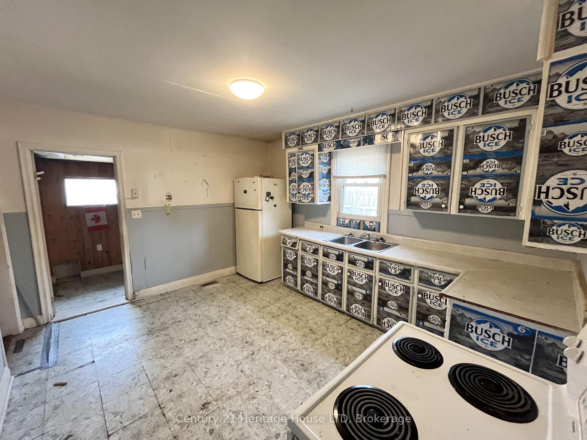 Photo 6 of 119 Pilkington Street, Thorold, Allanburg/Thorold South — HOMEH