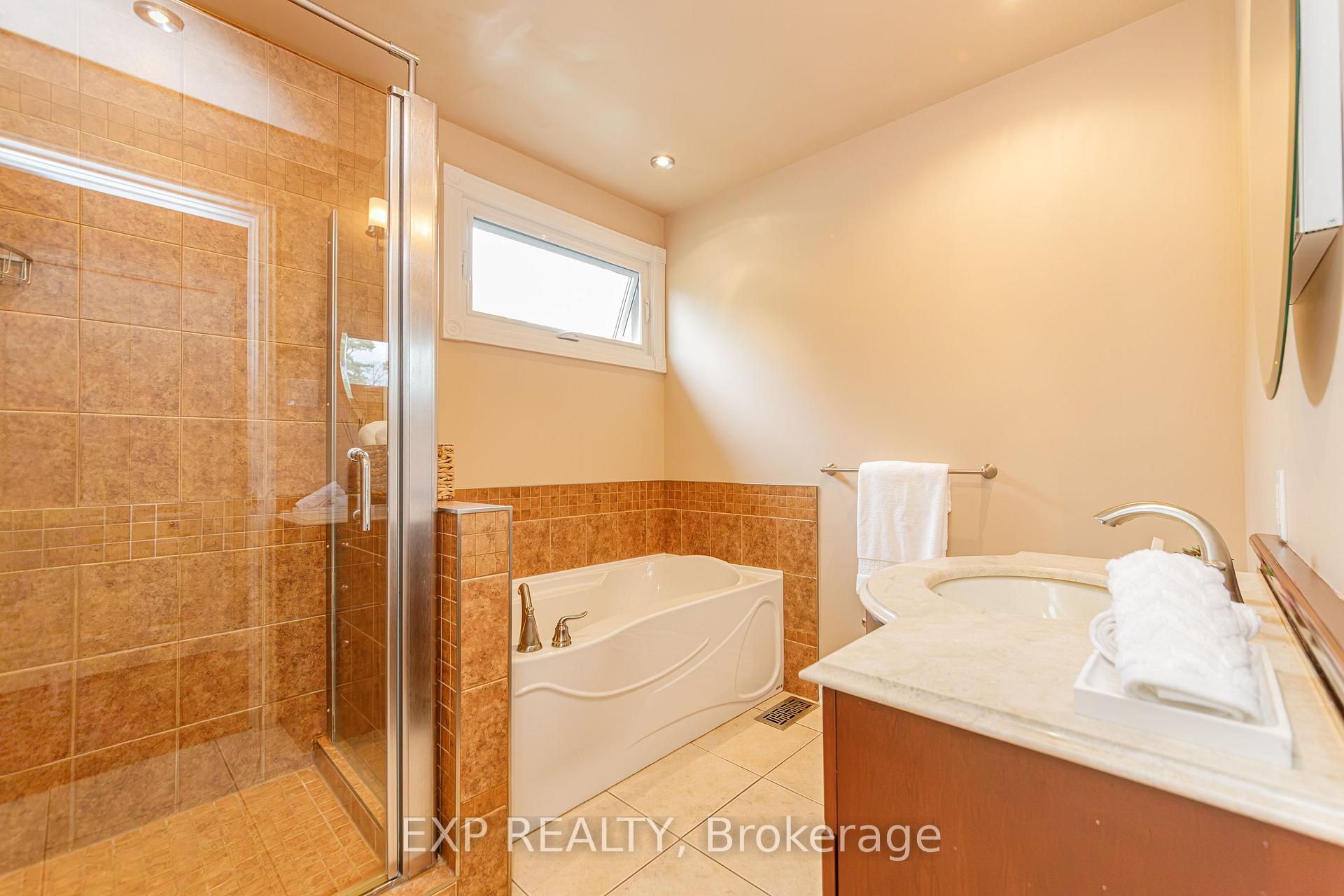 Photo 25 of 1299 Fairway Drive, Ottawa, Manotick South to Roger Stevens — HOMEH