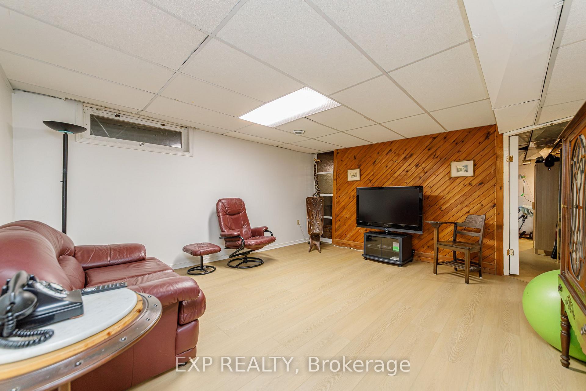 Photo 34 of 1299 Fairway Drive, Ottawa, Manotick South to Roger Stevens — HOMEH