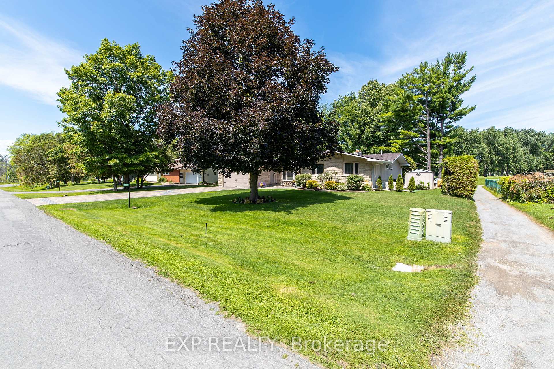 Photo 43 of 1299 Fairway Drive, Ottawa, Manotick South to Roger Stevens — HOMEH
