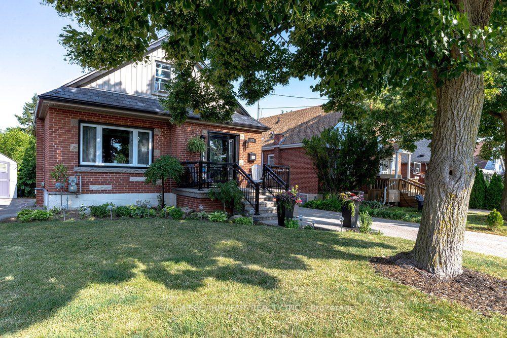 Photo 2 of 328 East 19th Street, Hamilton, Hill Park — HOMEH