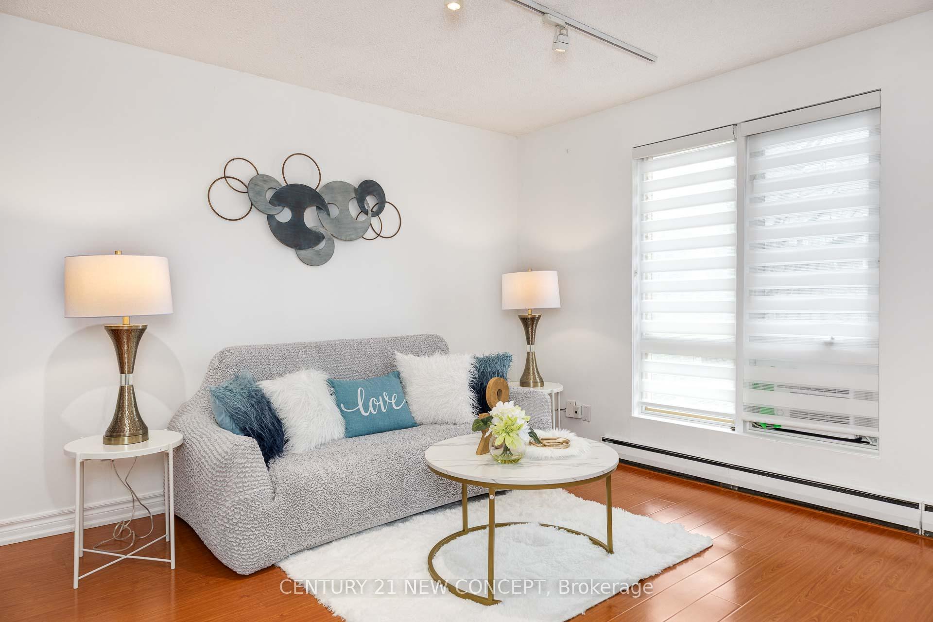 Photo 5 of Unit 13, 1310 Gulleden Drive, Mississauga, Rathwood — HOMEH