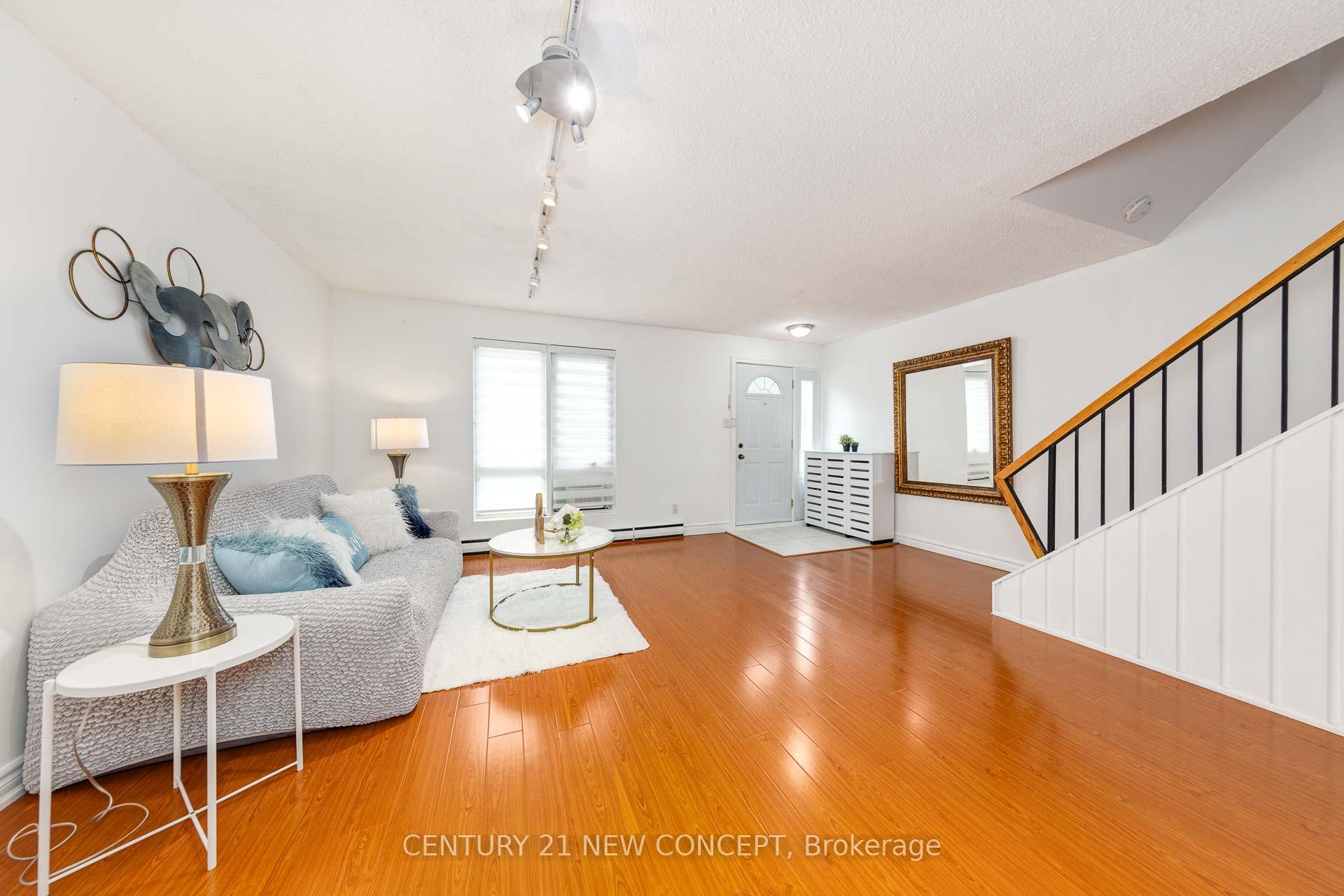 Photo 6 of Unit 13, 1310 Gulleden Drive, Mississauga, Rathwood — HOMEH