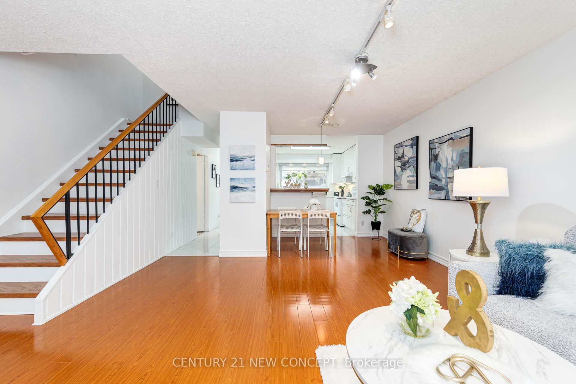 Photo 7 of Unit 13, 1310 Gulleden Drive, Mississauga, Rathwood — HOMEH