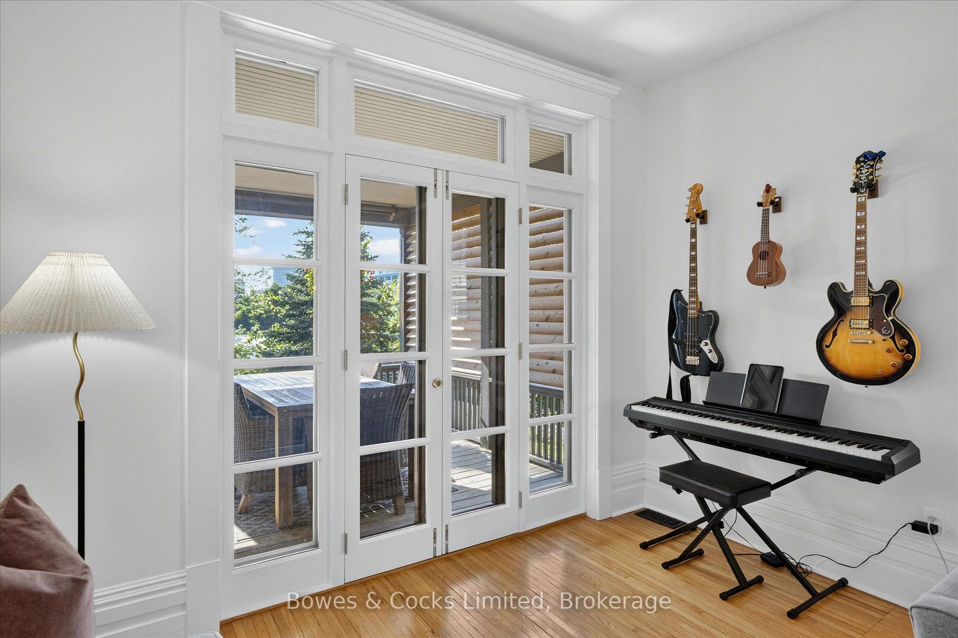 Photo 11 of 251 Engleburn Avenue, Peterborough, Ashburnham Ward 4 — HOMEH