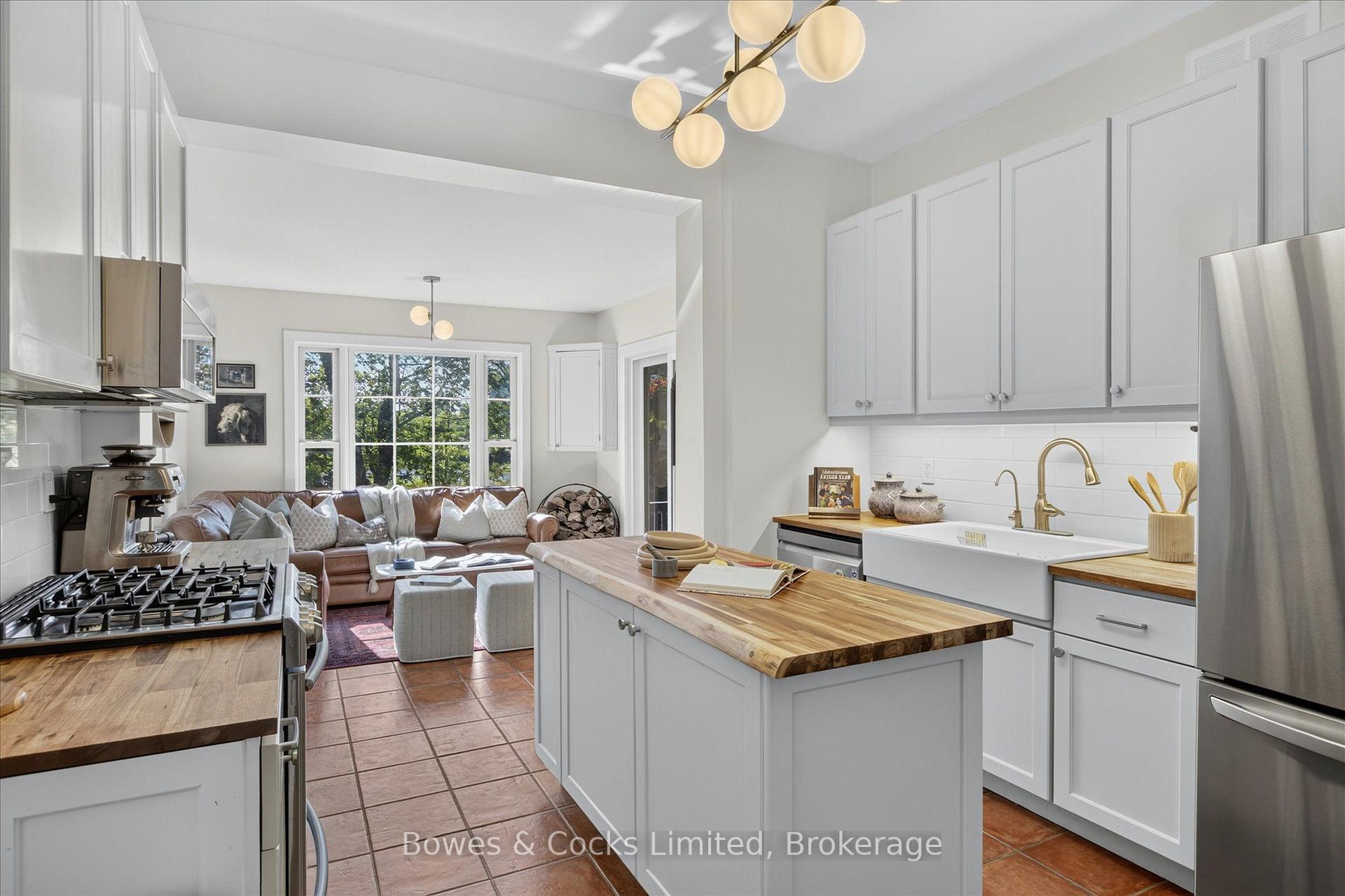 Photo 13 of 251 Engleburn Avenue, Peterborough, Ashburnham Ward 4 — HOMEH
