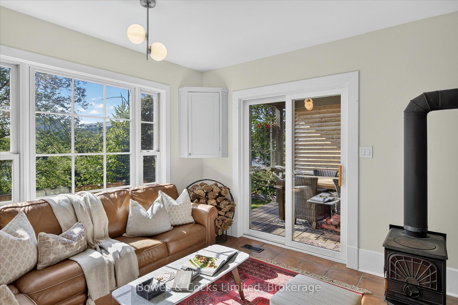 Photo 18 of 251 Engleburn Avenue, Peterborough, Ashburnham Ward 4 — HOMEH