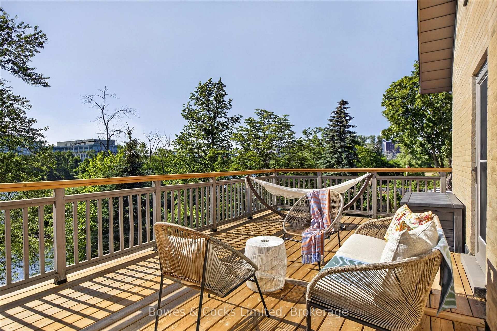 Photo 25 of 251 Engleburn Avenue, Peterborough, Ashburnham Ward 4 — HOMEH