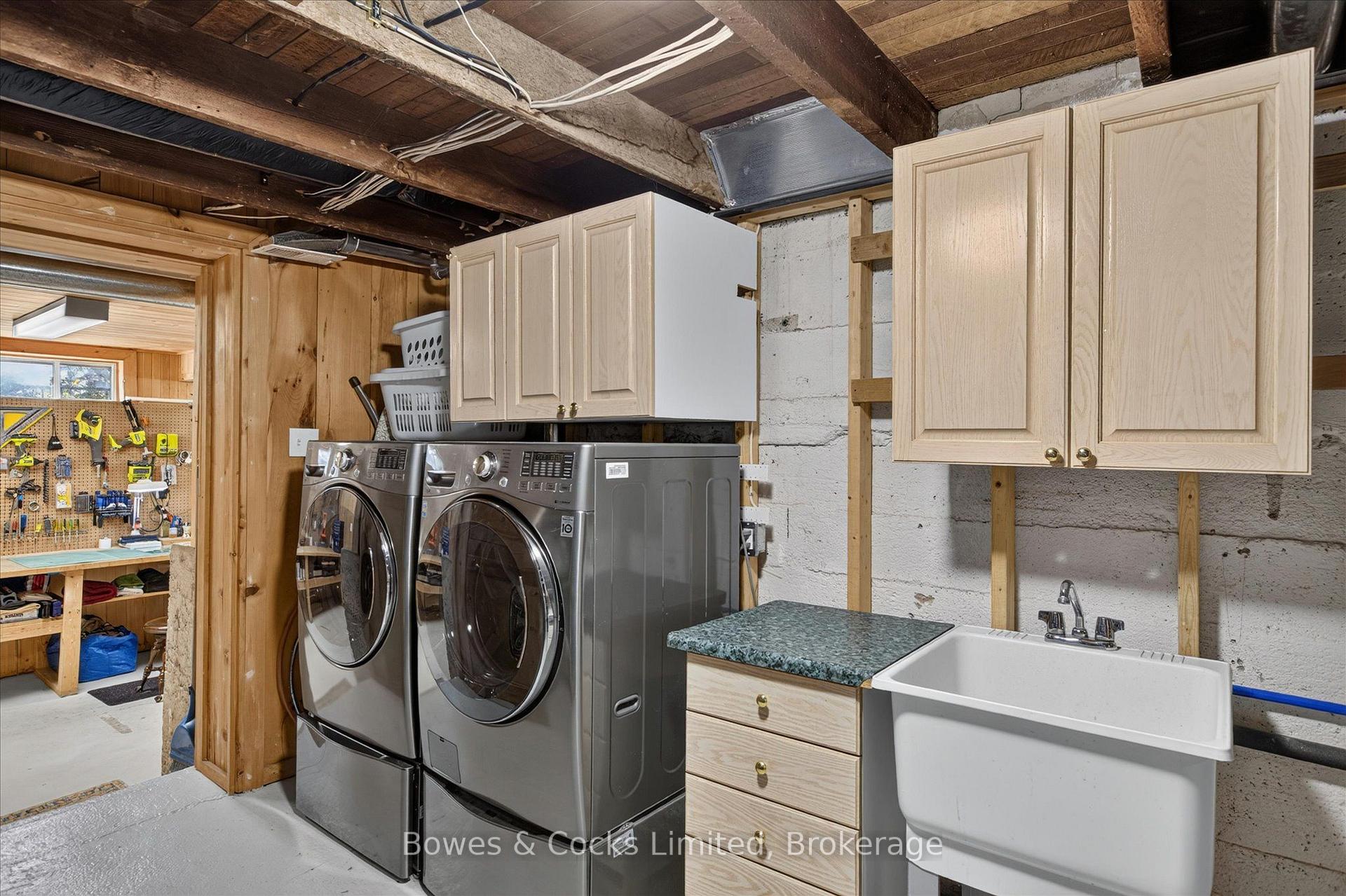 Photo 33 of 251 Engleburn Avenue, Peterborough, Ashburnham Ward 4 — HOMEH