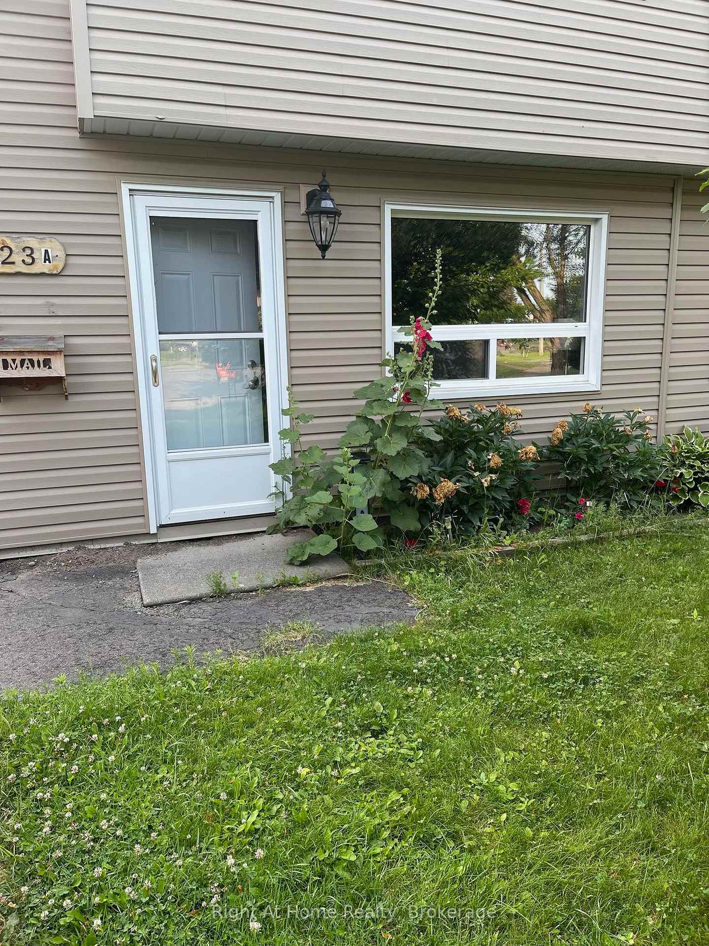 Photo of 323A Wentworth Crescent