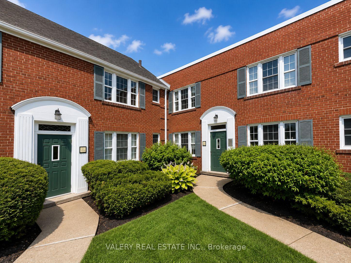Photo 3 of Unit L05, 1365 Bayview Avenue, Toronto, Leaside — HOMEH
