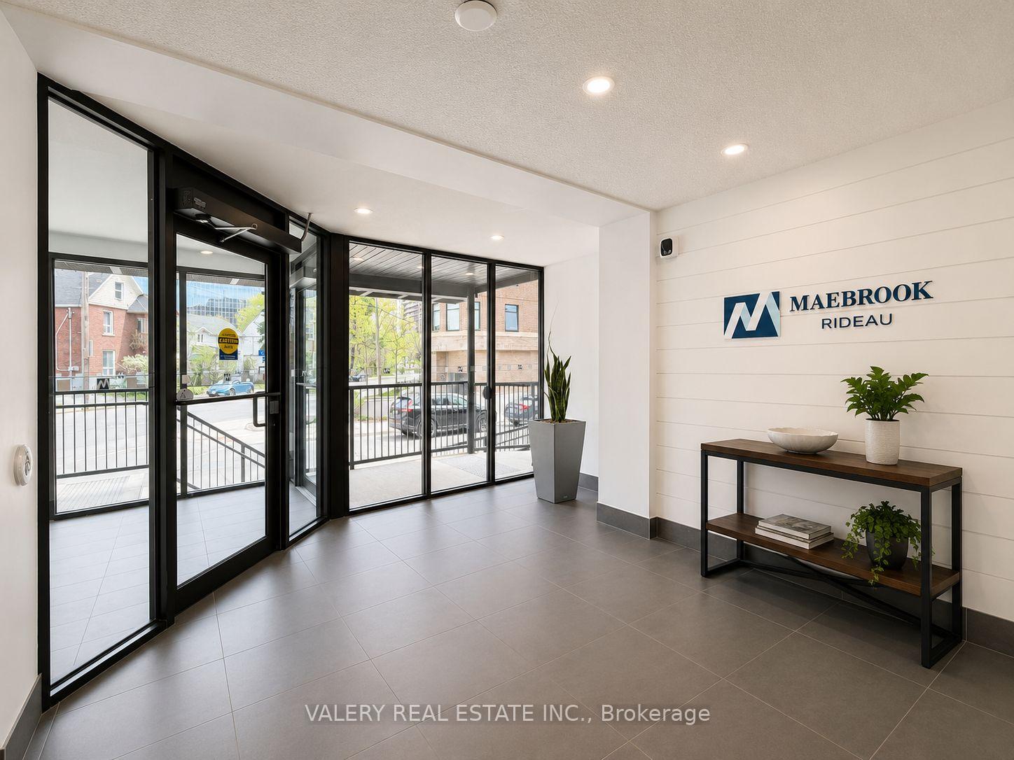 Photo 2 of Unit 414, 350 Mayfield Street, Ottawa, Vanier — HOMEH