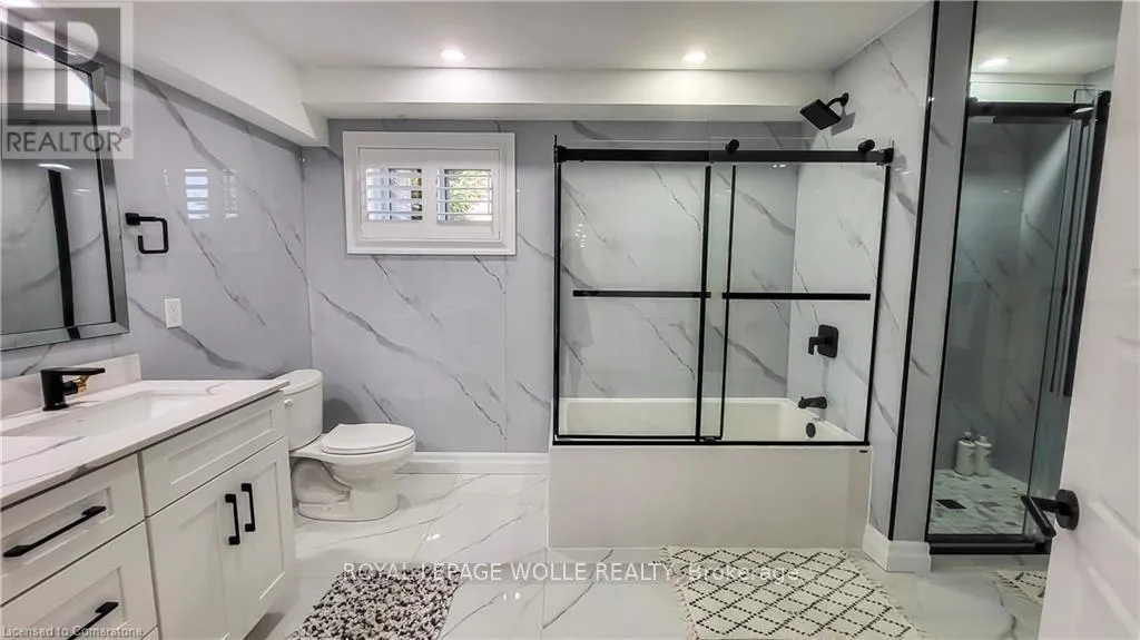Photo 4 of Unit 3, 410 Zeller Drive, Kitchener — HOMEH