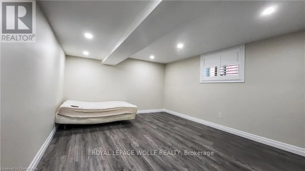 Photo 13 of Unit 3, 410 Zeller Drive, Kitchener — HOMEH
