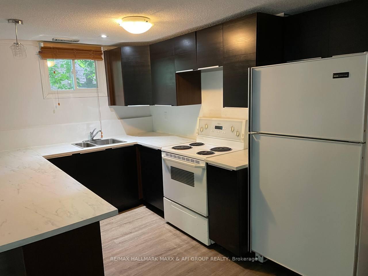 Photo 4 of Unit Basement, 715 Mountview Place, Newmarket, Huron Heights-Leslie Valley — HOMEH