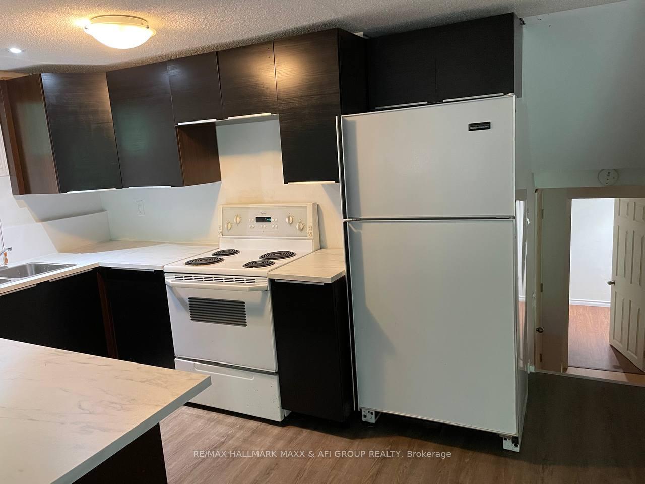Photo 5 of Unit Basement, 715 Mountview Place, Newmarket, Huron Heights-Leslie Valley — HOMEH