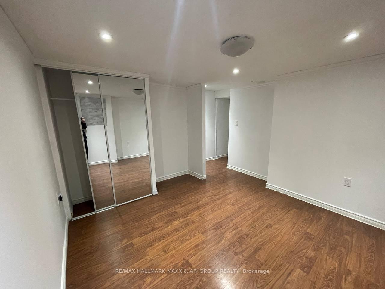 Photo 12 of Unit Basement, 715 Mountview Place, Newmarket, Huron Heights-Leslie Valley — HOMEH