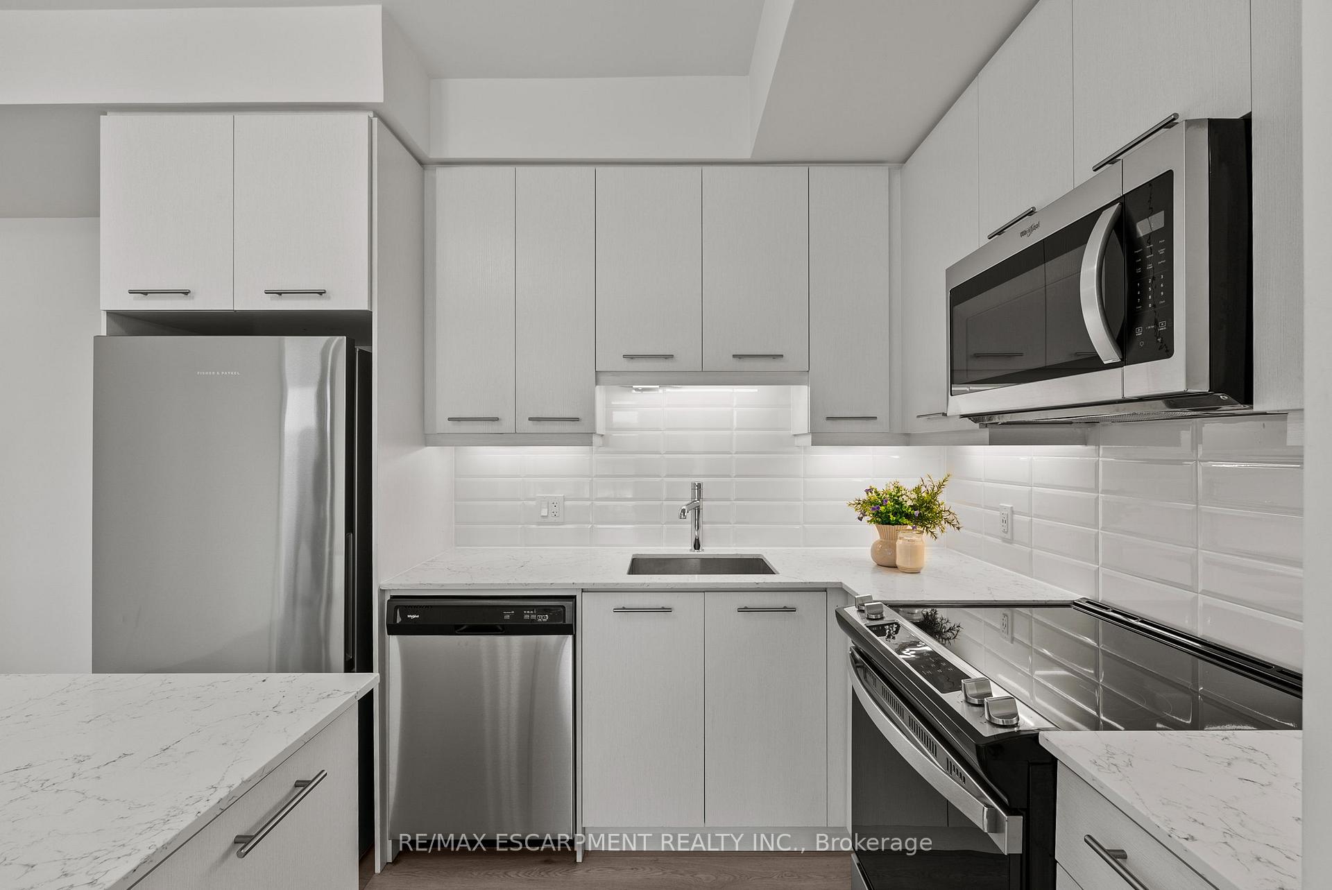 Photo 6 of Unit 1311, 385 Winston Road, Grimsby, Grimsby Beach — HOMEH