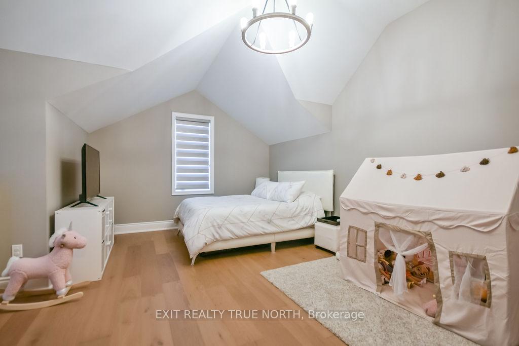 Photo 21 of 108 Rugman Crescent, Springwater, Centre Vespra — HOMEH