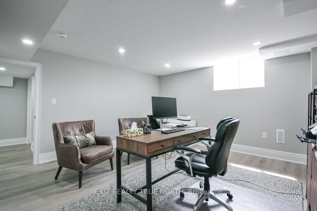 Photo 40 of 108 Rugman Crescent, Springwater, Centre Vespra — HOMEH