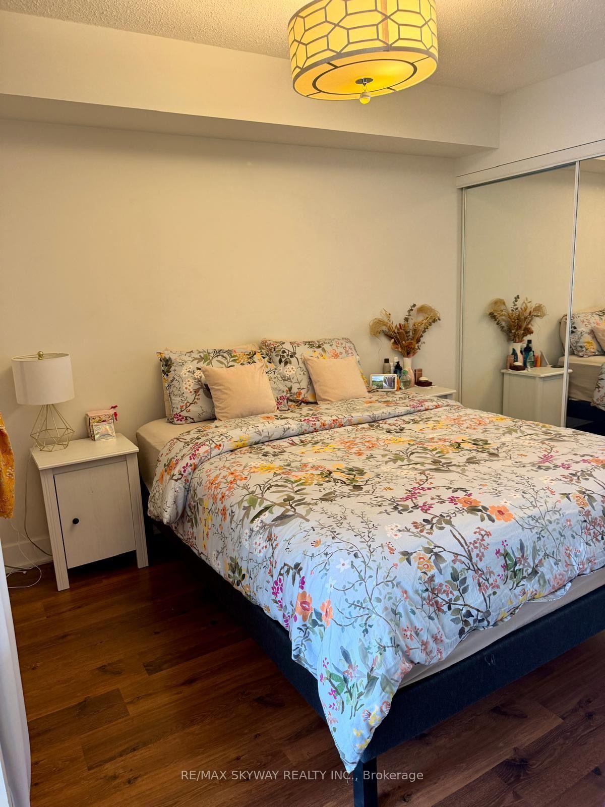 Photo 7 of Unit 919, 20 Blue Jays Way, Toronto, Waterfront Communities — HOMEH
