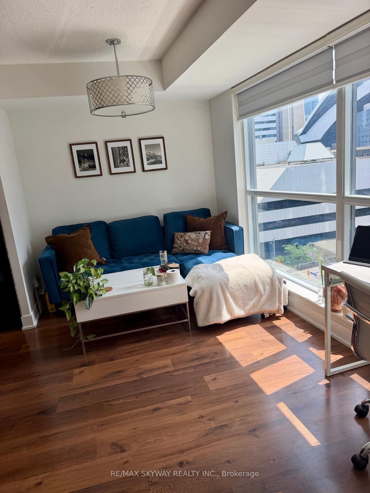 Photo 17 of Unit 919, 20 Blue Jays Way, Toronto, Waterfront Communities — HOMEH