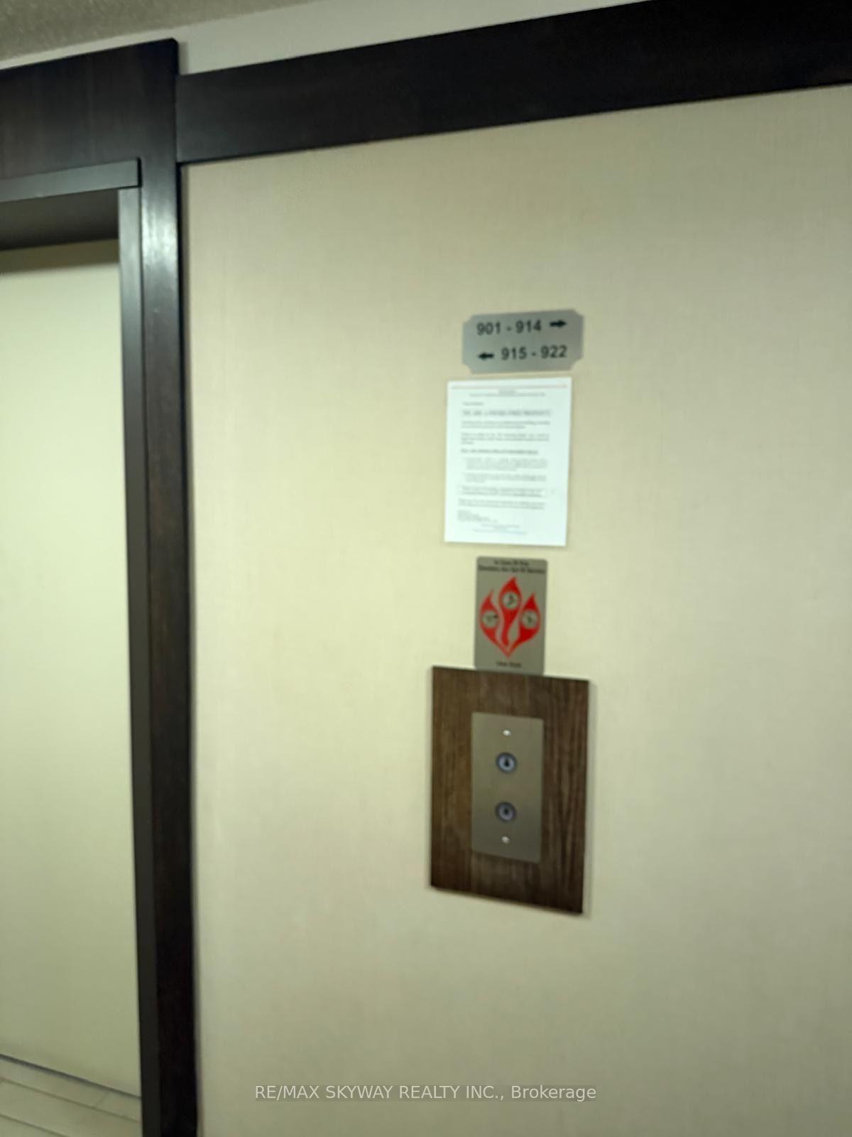 Photo 20 of Unit 919, 20 Blue Jays Way, Toronto, Waterfront Communities — HOMEH