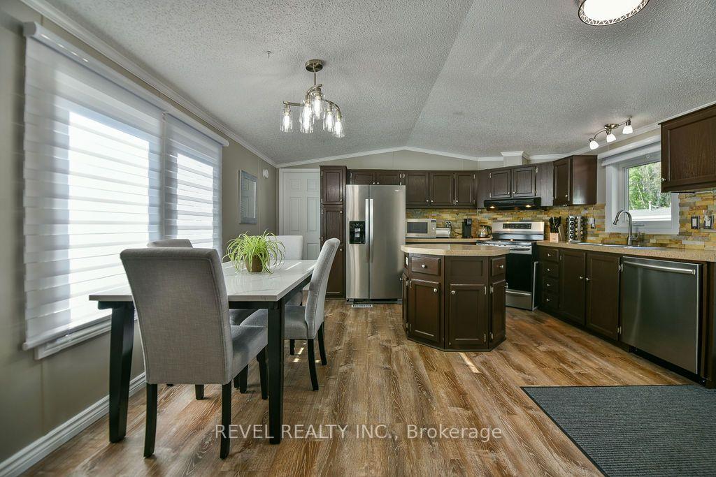 Photo 8 of 126 Remi Crescent, Timmins, TS - Trailer Parks — HOMEH