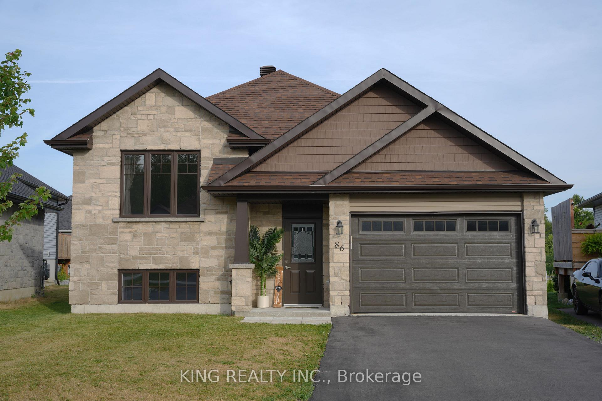 Photo 1 of 86 Cameron Crescent, Cornwall, Cornwall — HOMEH