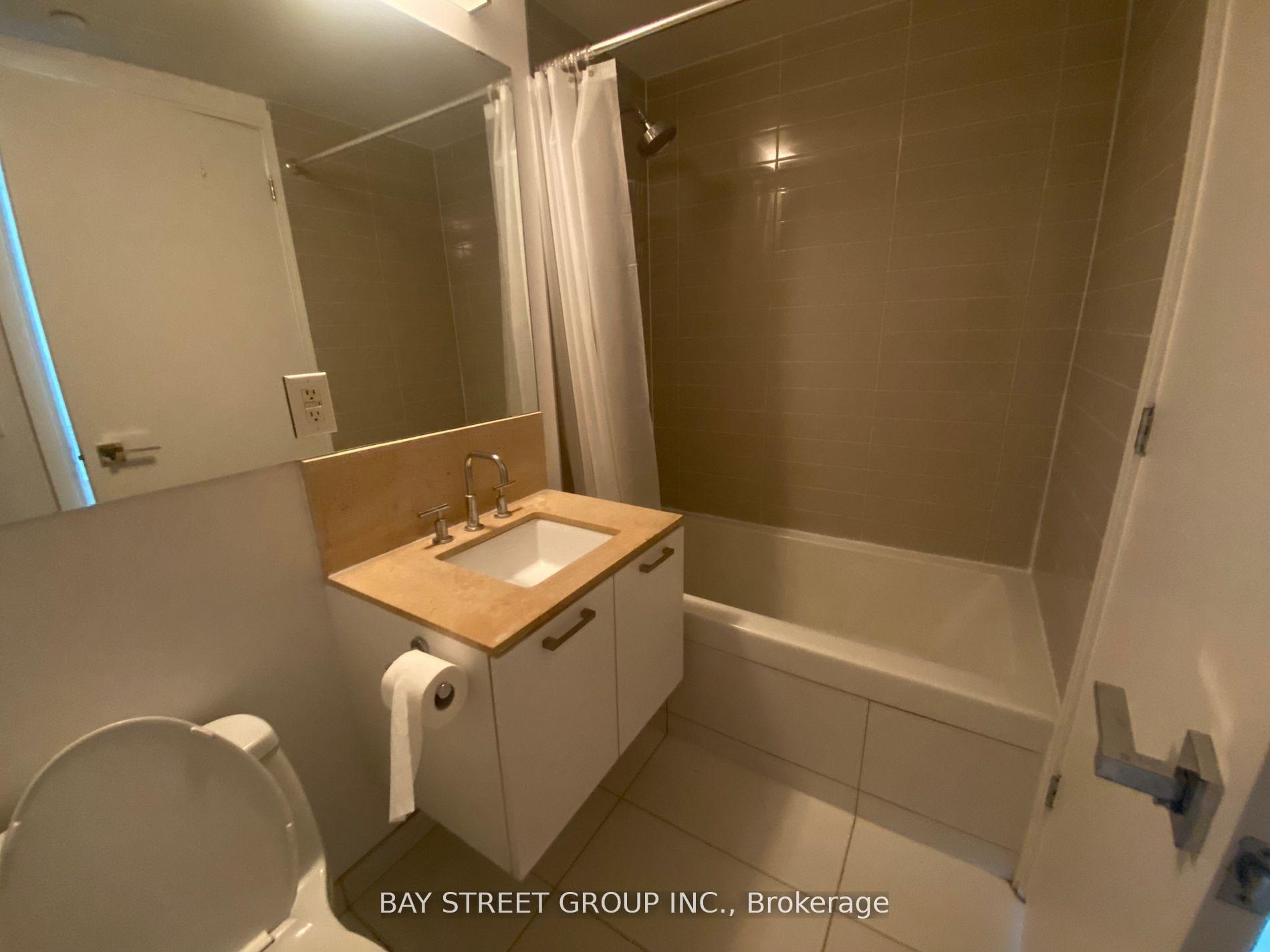 Photo 13 of Unit 401, 42 Charles Street E, Toronto, Church-Yonge Corridor — HOMEH
