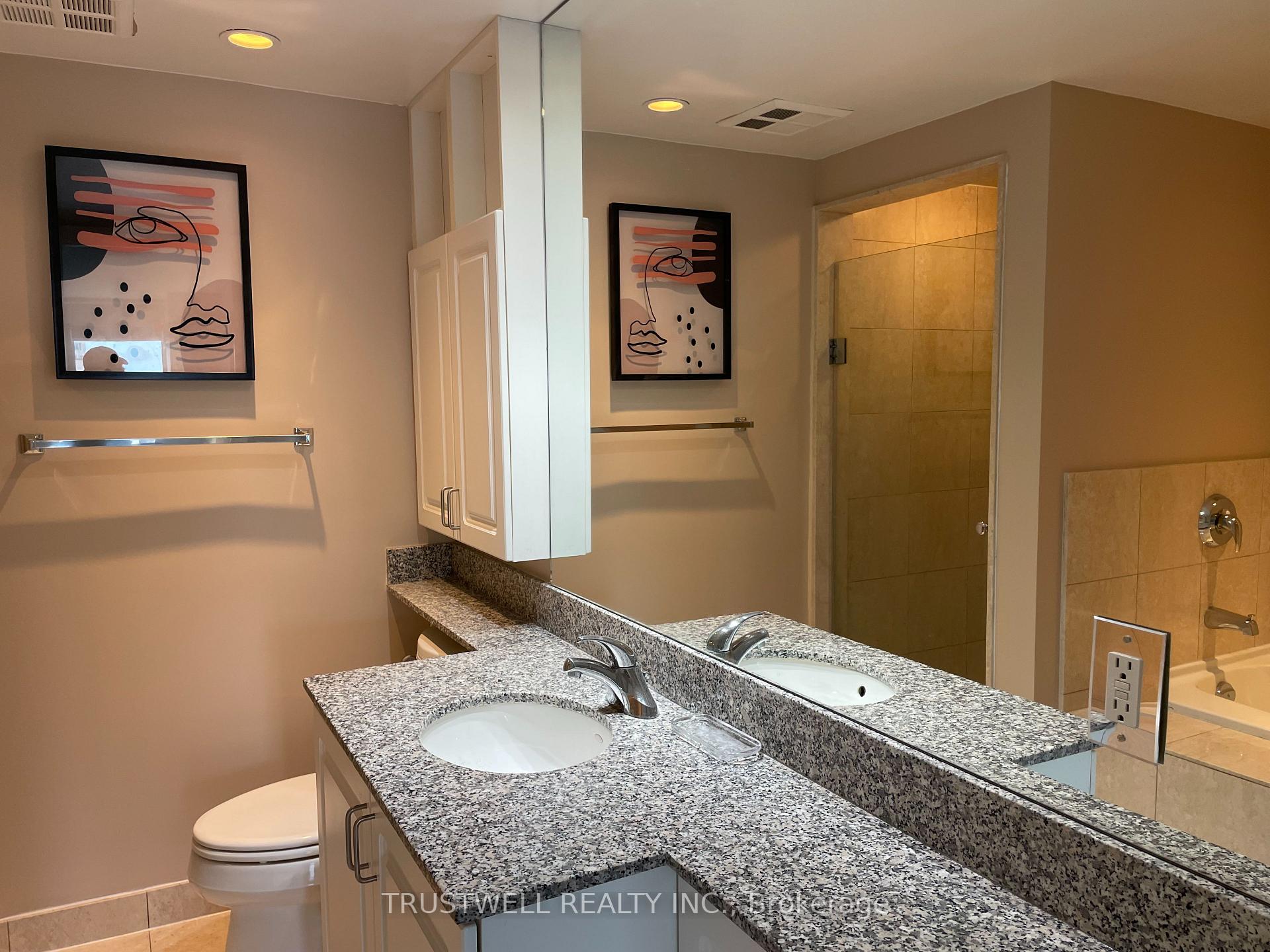 Photo 7 of Unit 1905, 8 Park Road, Toronto, Rosedale-Moore Park — HOMEH