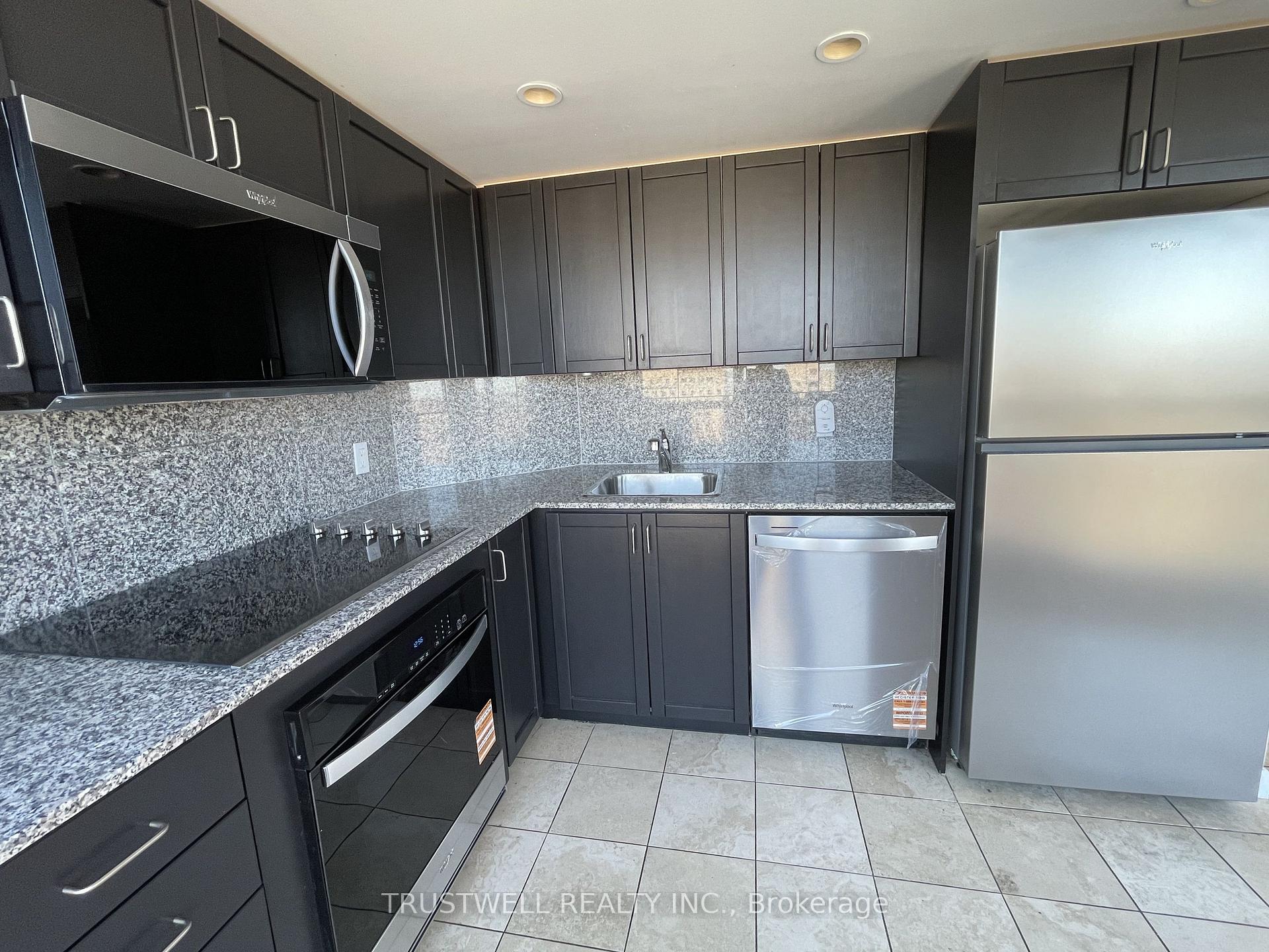 Photo 10 of Unit 1905, 8 Park Road, Toronto, Rosedale-Moore Park — HOMEH