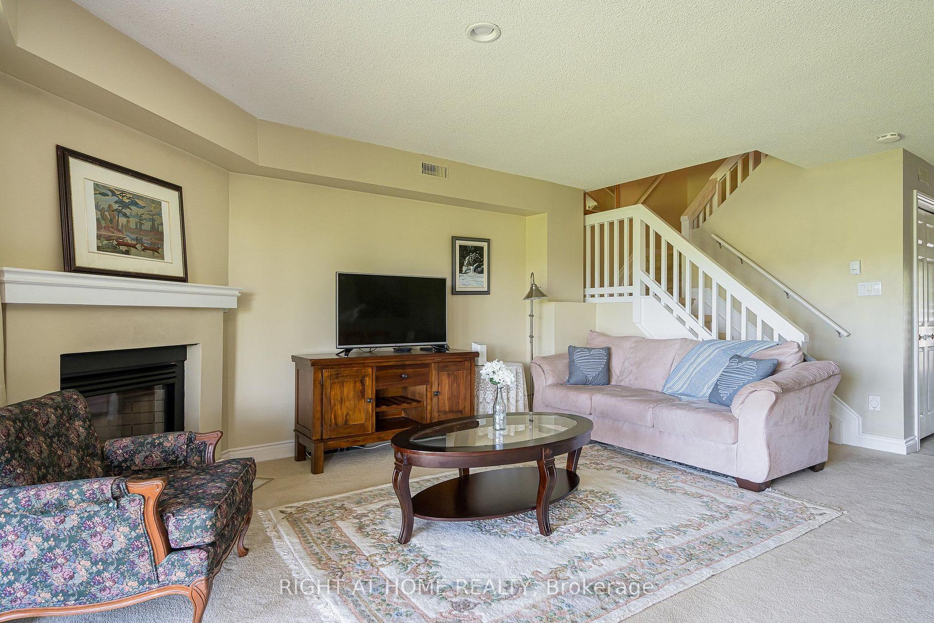 Photo 19 of Unit 9, 569 Oxbow Crescent, Collingwood — HOMEH