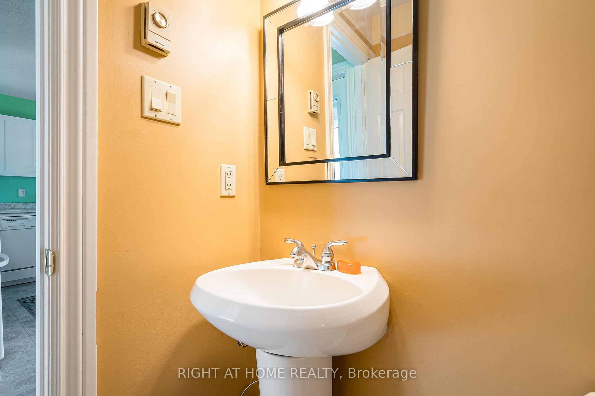 Photo 22 of Unit 9, 569 Oxbow Crescent, Collingwood — HOMEH