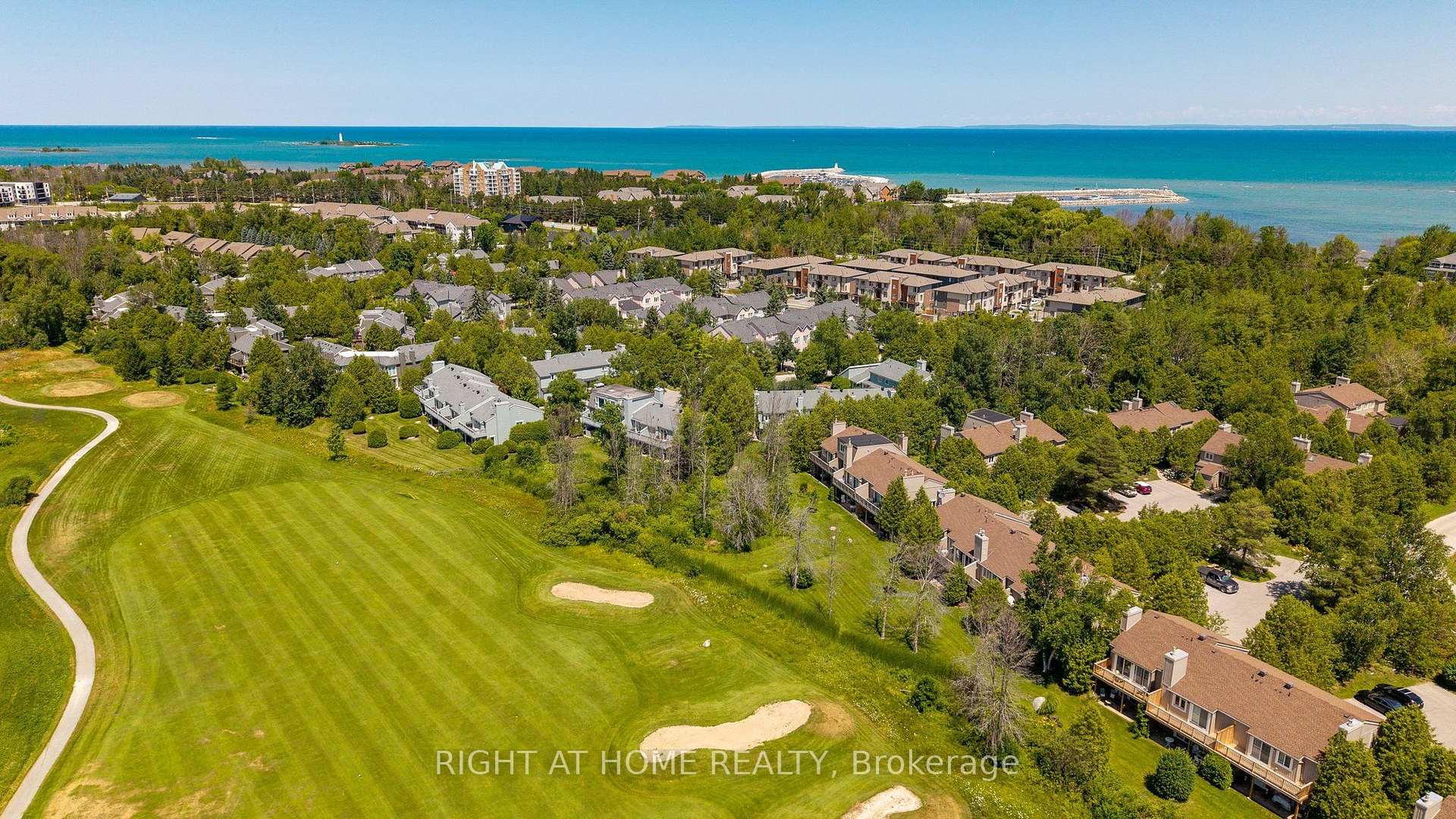 Photo 46 of Unit 9, 569 Oxbow Crescent, Collingwood — HOMEH
