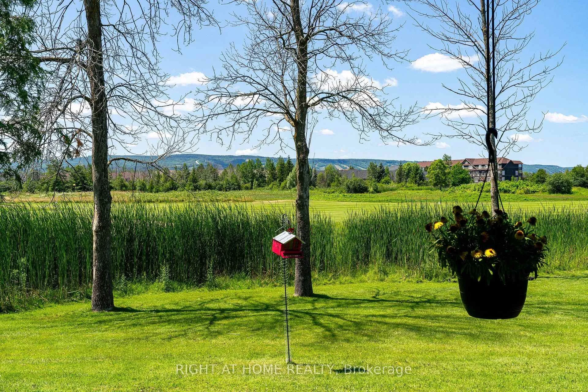 Photo 49 of Unit 9, 569 Oxbow Crescent, Collingwood — HOMEH