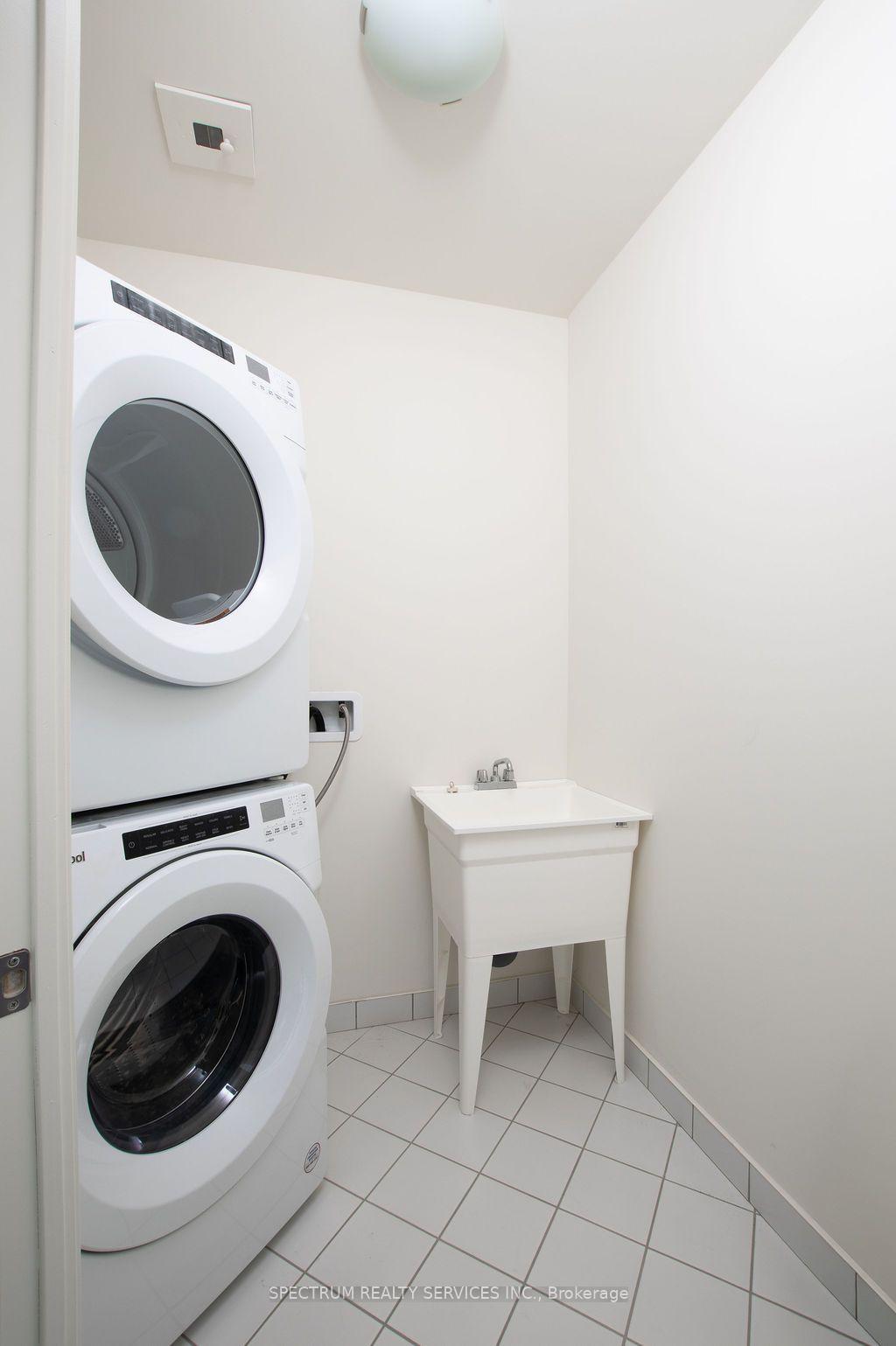 Photo 8 of Unit 2311, 9000 Jane Street, Vaughan, Vellore Village — HOMEH