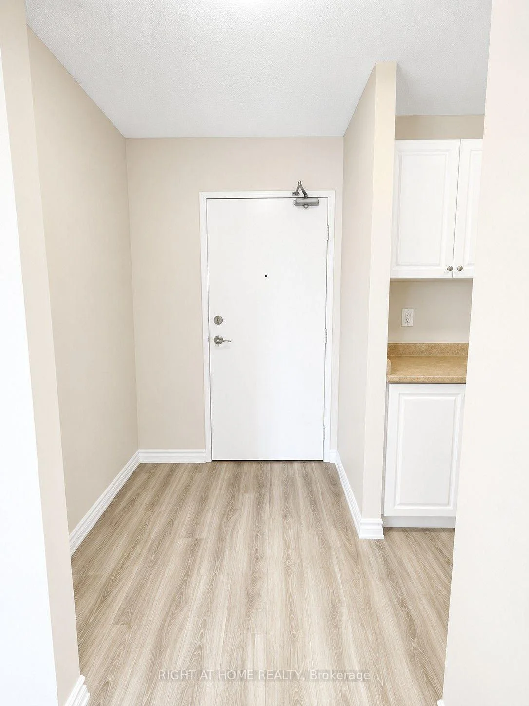 Front of Unit 307, 1584 Ernest Avenue
