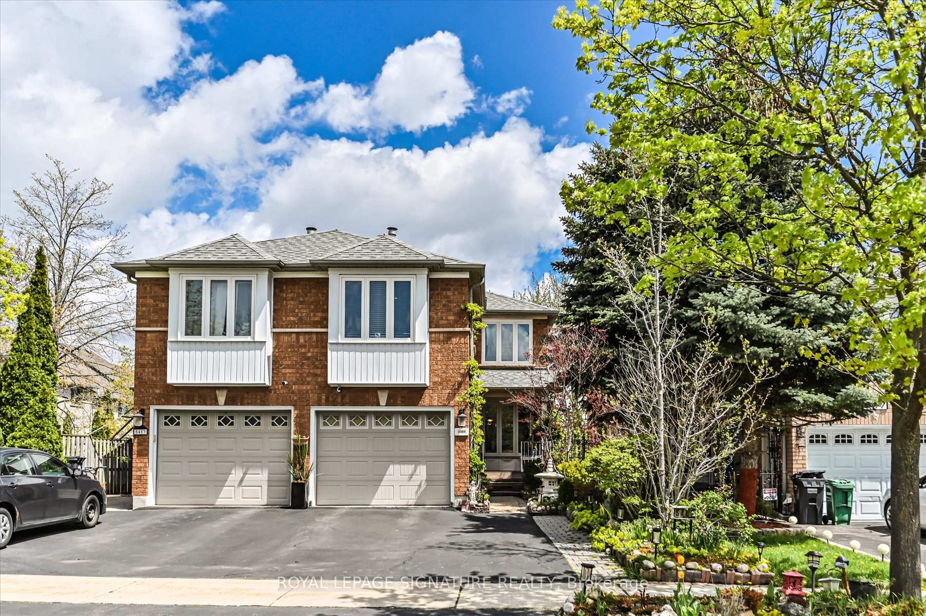 Front of 5481 Palmerston Crescent