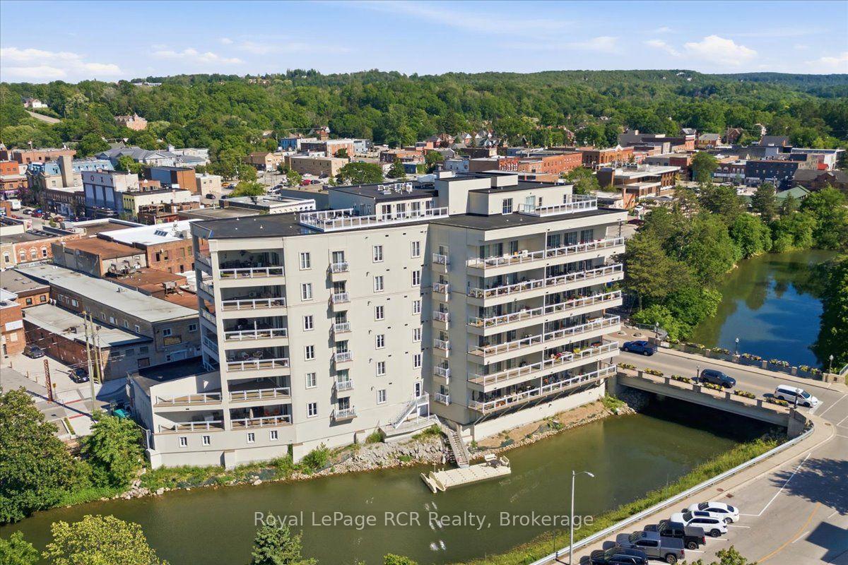Photo of Unit 501, 80 9th Street E