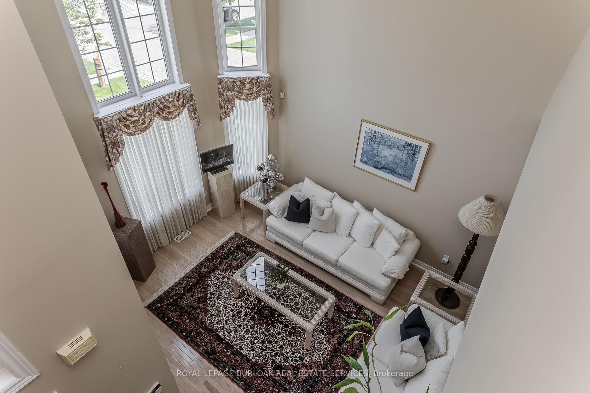 Photo 23 of 67 Walcotte Avenue, Hamilton, Meadowlands — HOMEH