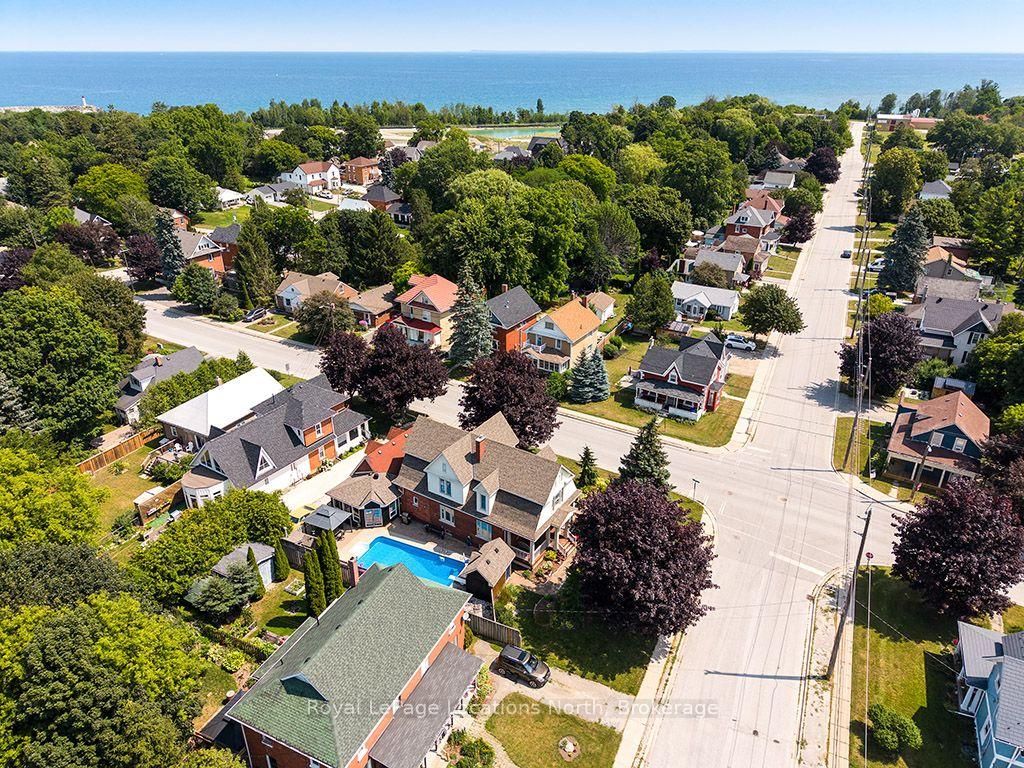 Photo 42 of 120 Marshall Street E, Meaford — HOMEH