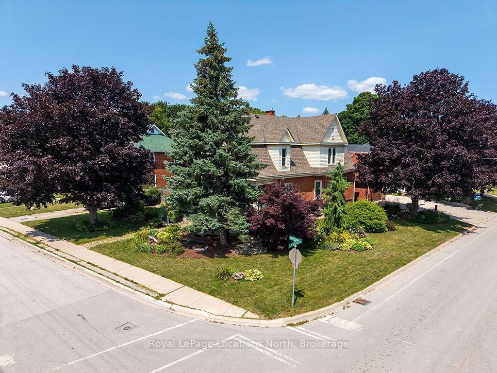 Photo 7 of 120 Marshall Street E, Meaford — HOMEH